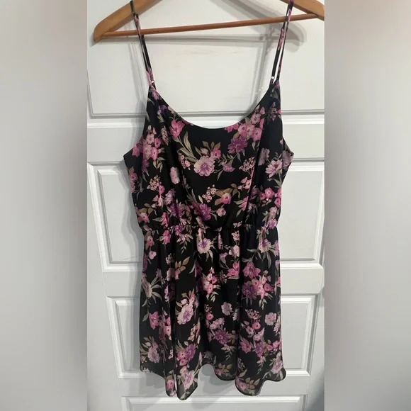 Forever 21 | Tops | Forever 2 Black And Pink Floral Fitted